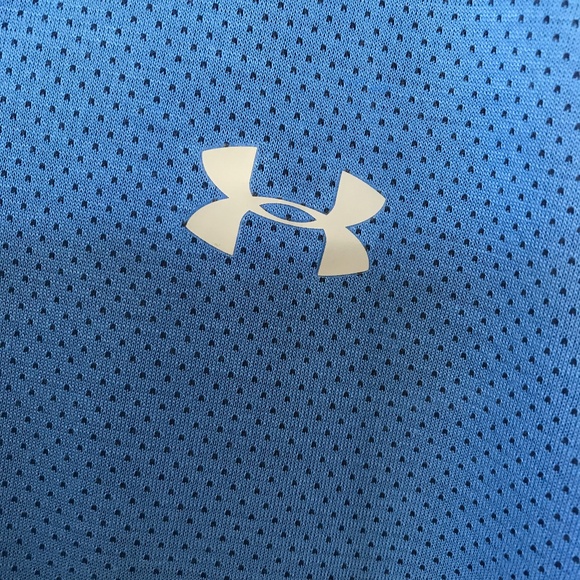 UA Threadborne Train Pointelle V-Neck - Picture 4 of 6